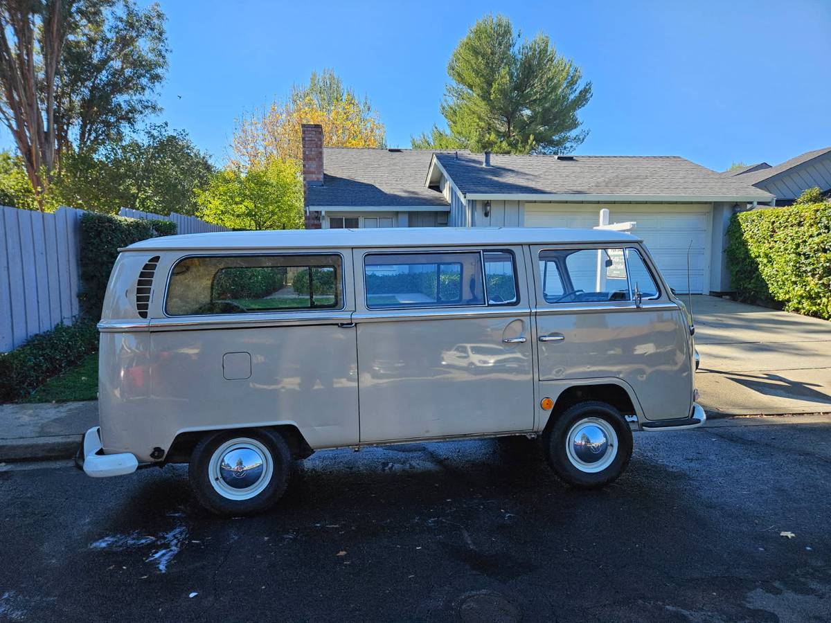 Vw-bus-1969-grey-4