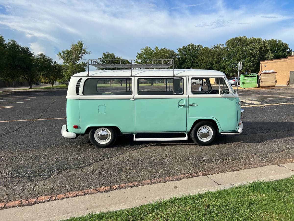 Vw-bus-1971-blue-2