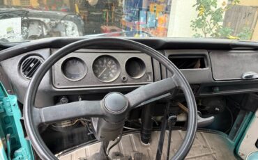 Vw-bus-1977-blue-10