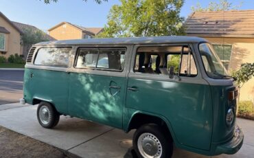 Vw-bus-1977-blue-4