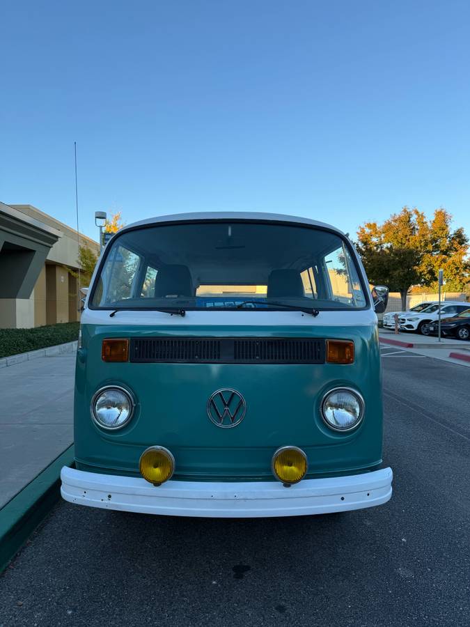 Vw-bus-1977-blue-6