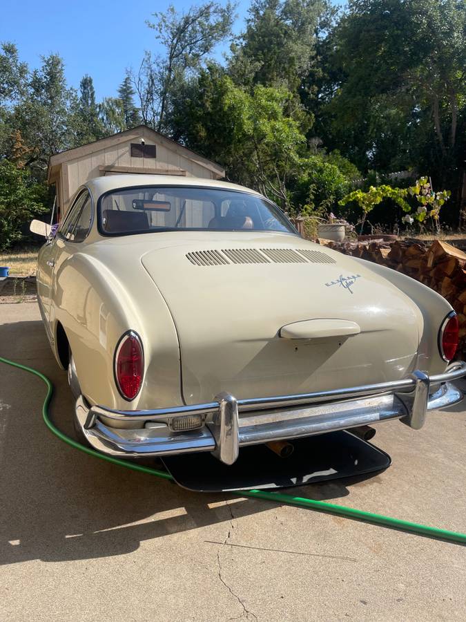 Vw-karmann-ghia-1968-custom-3