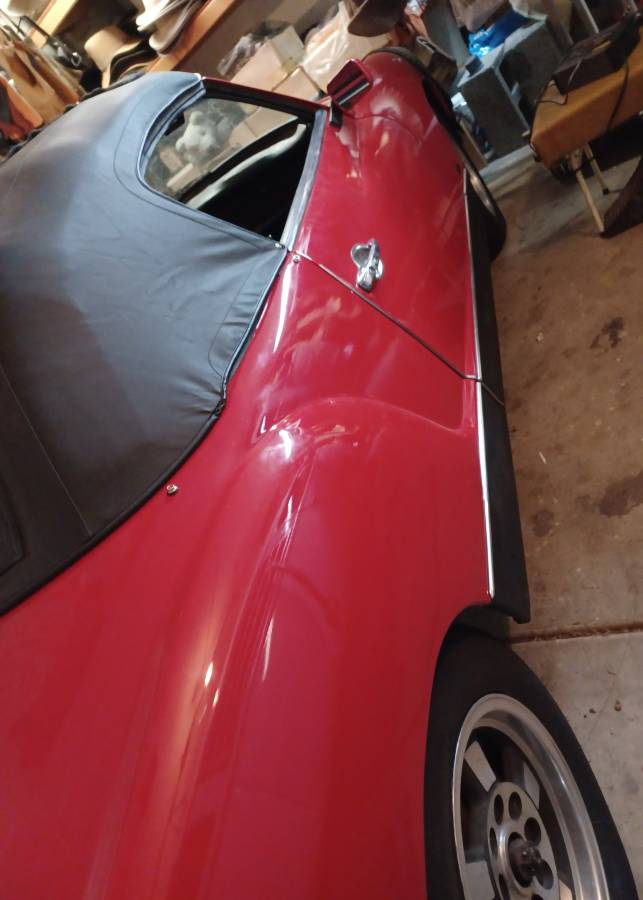 Vw-karmann-ghia-1970-red-5