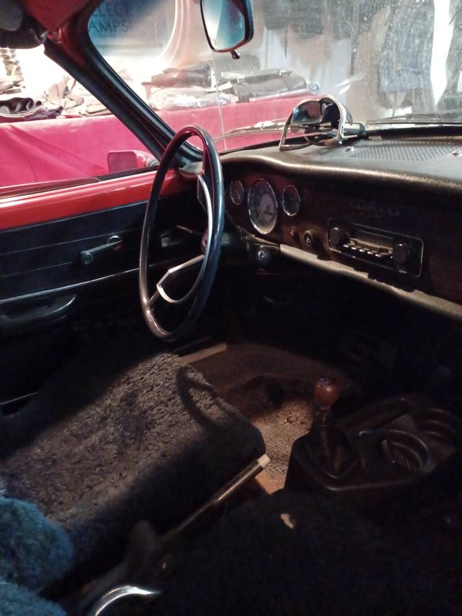 Vw-karmann-ghia-1970-red-9