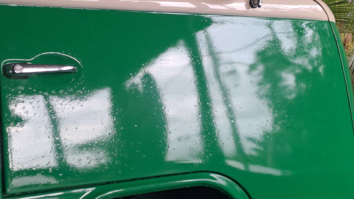 Vw-kombi-bus-1974-green-17