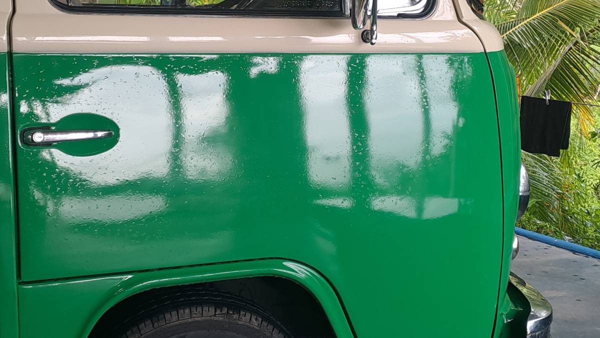 Vw-kombi-bus-1974-green-20