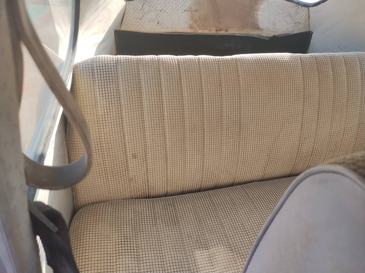 Vw-super-beetle-1971-yellow-4