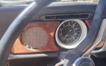 Vw-super-beetle-1971-yellow-7