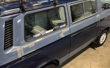 Vw-vanagon-1984-blue-17