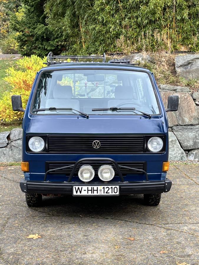 Vw-vanagon-1984-blue-9