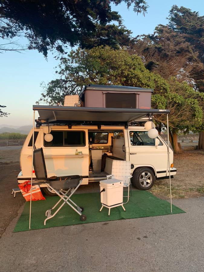 Vw-vanagon-1989-white-2