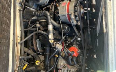 Vw-vanagon-1989-white-8