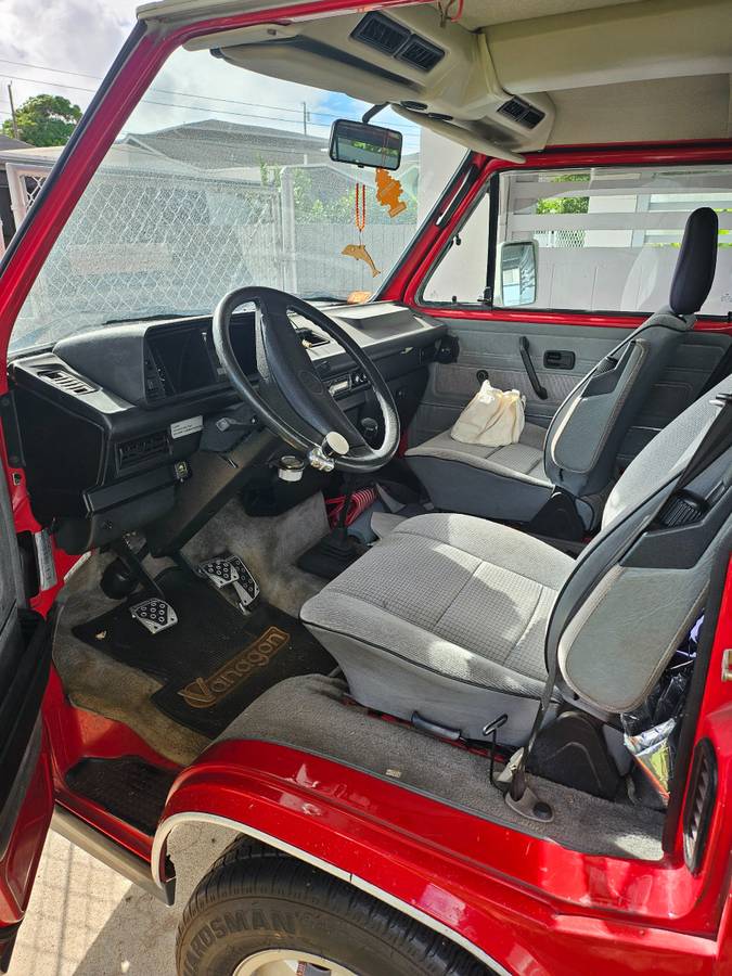 Vw-vanagon-1991-red-1