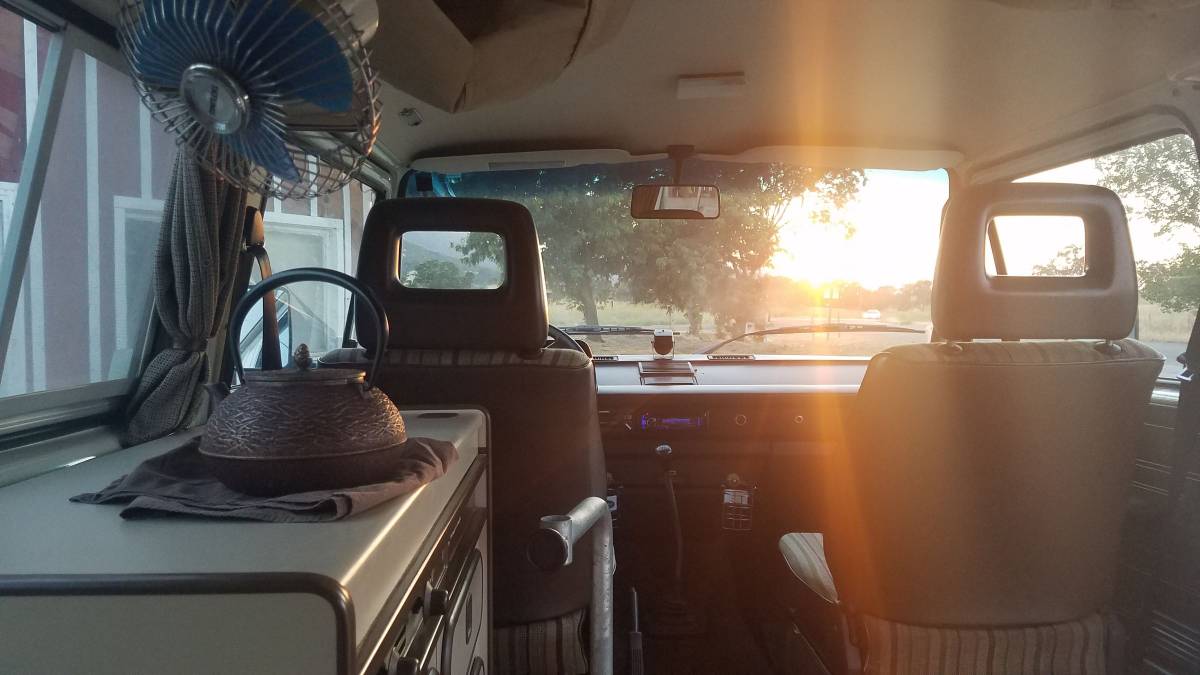 Vw-vanagon-westfalia-1984-white-1