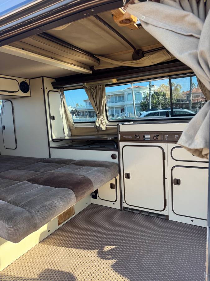 Vw-vanagon-westfalia-1985-3