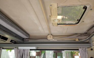 Vw-vanagon-westfalia-1990-white-12