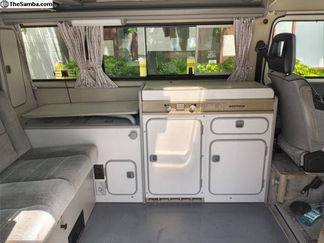 Vw-vanagon-westfalia-1990-white-14