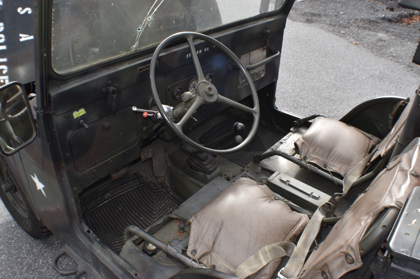 Willys-CJ5-1962-Convertible-17