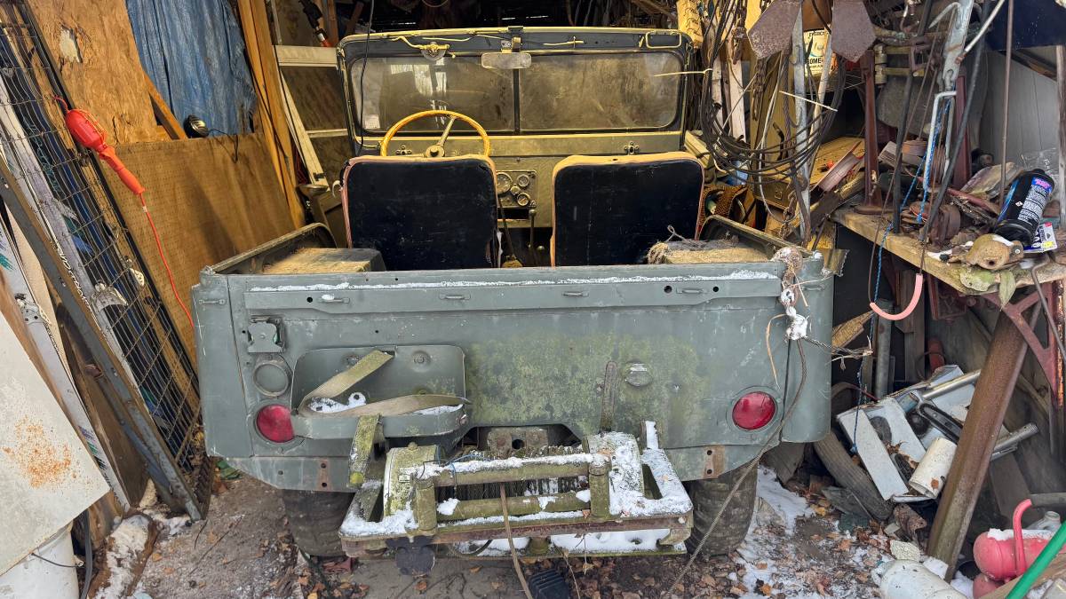 Willys-jeep-1959-green-10