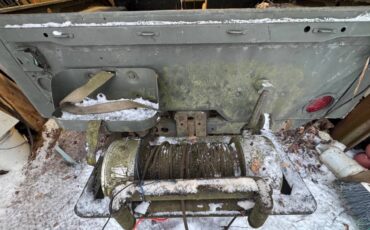 Willys-jeep-1959-green-4