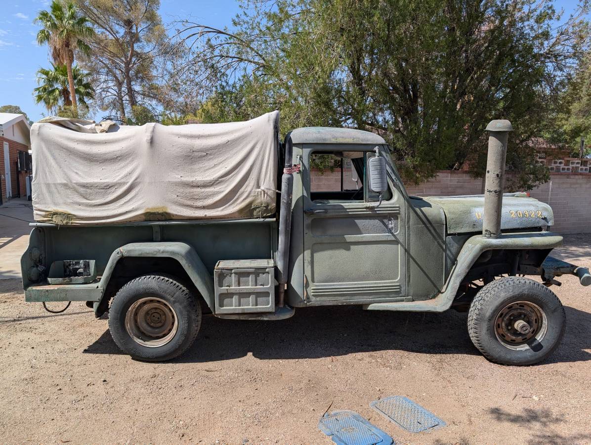Willys-jeep-truck-1948-green-3