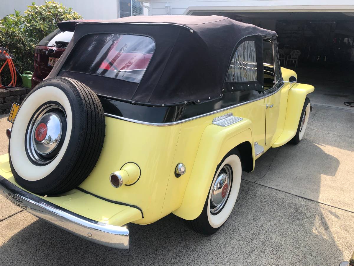 Willys-jeepster-1949-yellow-17