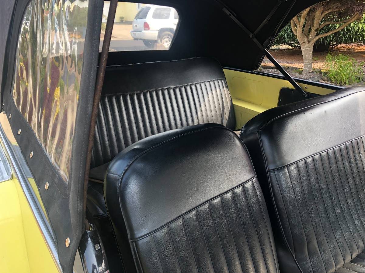 Willys-jeepster-1949-yellow-8