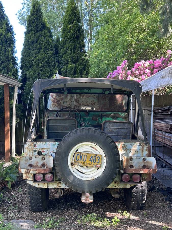 Willys-m38a1-1953-green-10