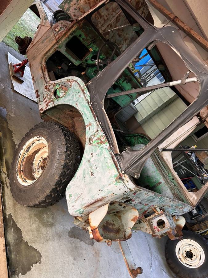 Willys-m38a1-1953-green-40