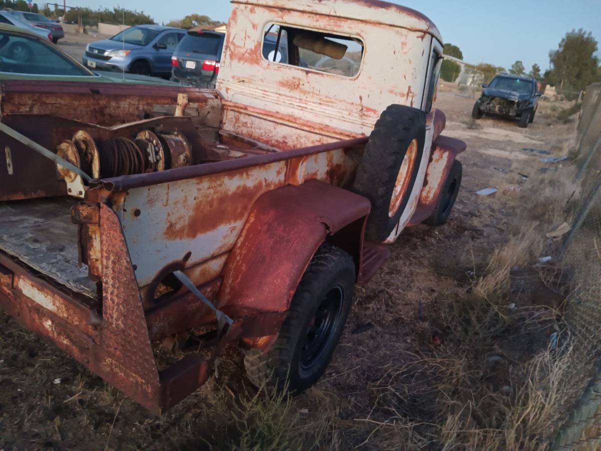 Willys-pickup-1946-1
