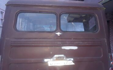 Willys-station-wagon-1953-1