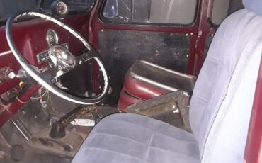 Willys-station-wagon-1953-11