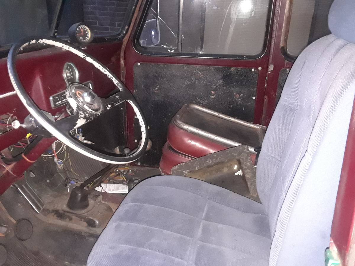 Willys-station-wagon-1953-11