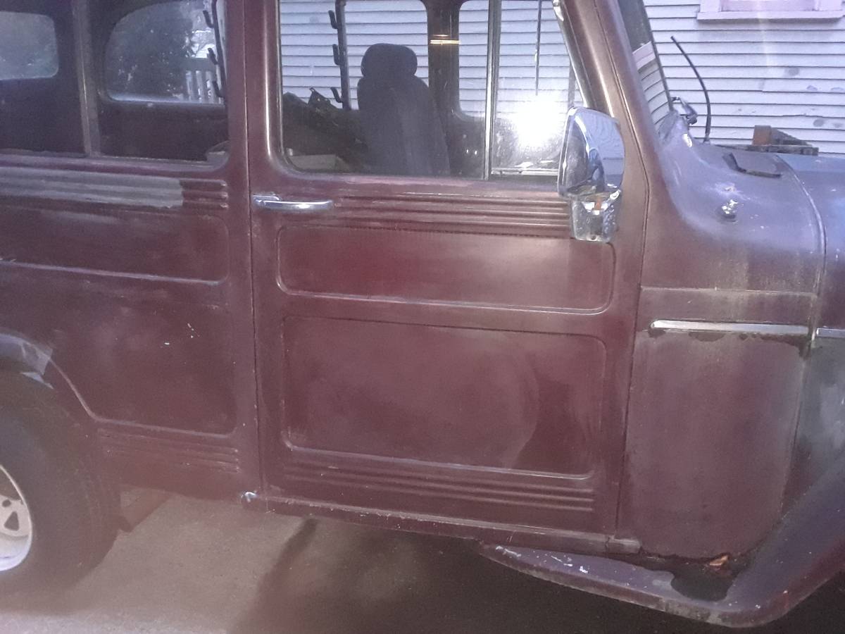 Willys-station-wagon-1953-5