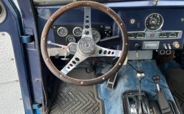 Willys-wagon-1956-blue-11