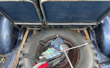 Willys-wagon-1956-blue-12