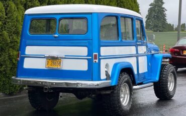 Willys-wagon-1956-blue-18