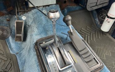 Willys-wagon-1956-blue-2