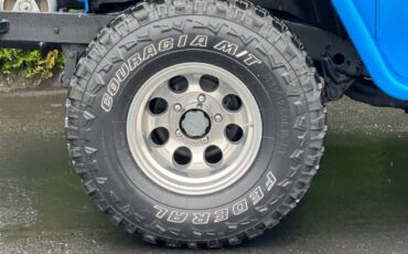 Willys-wagon-1956-blue-5