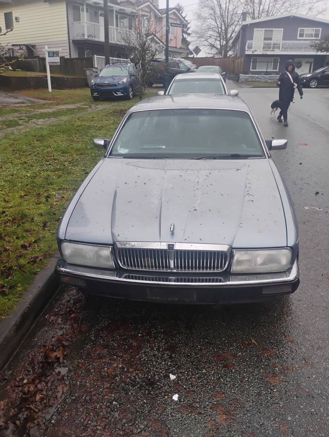 Xj6-jaguar-sovereign-special-ad-1990-grey-1