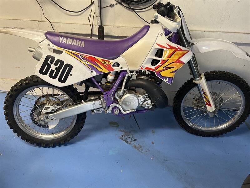Yamaha-yz-250-1995-white-8