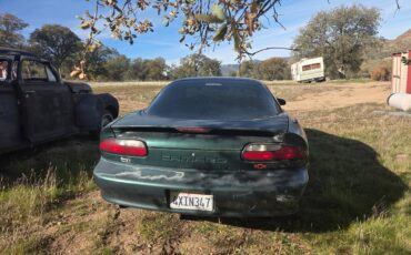 Z28-camaro-1994-green