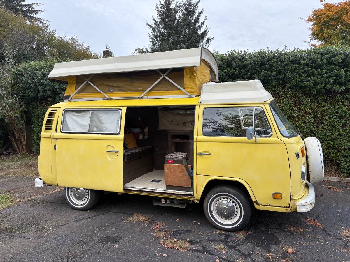 1077-vw-vamper-1977-yellow