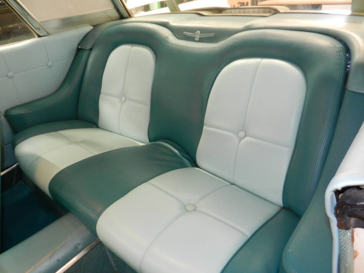 19660-ford-thunderbird-1960-white-3