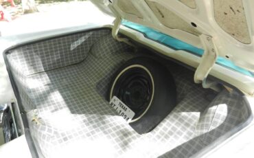 19660-ford-thunderbird-1960-white-9