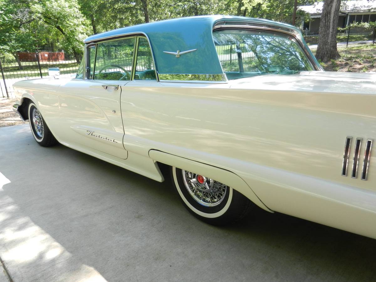 19660-ford-thunderbird-1960-white