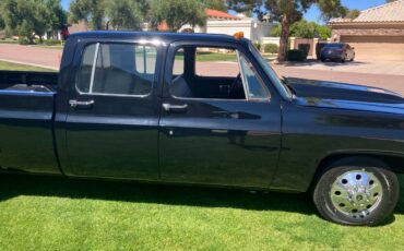 4dr-dually-1976-black-6