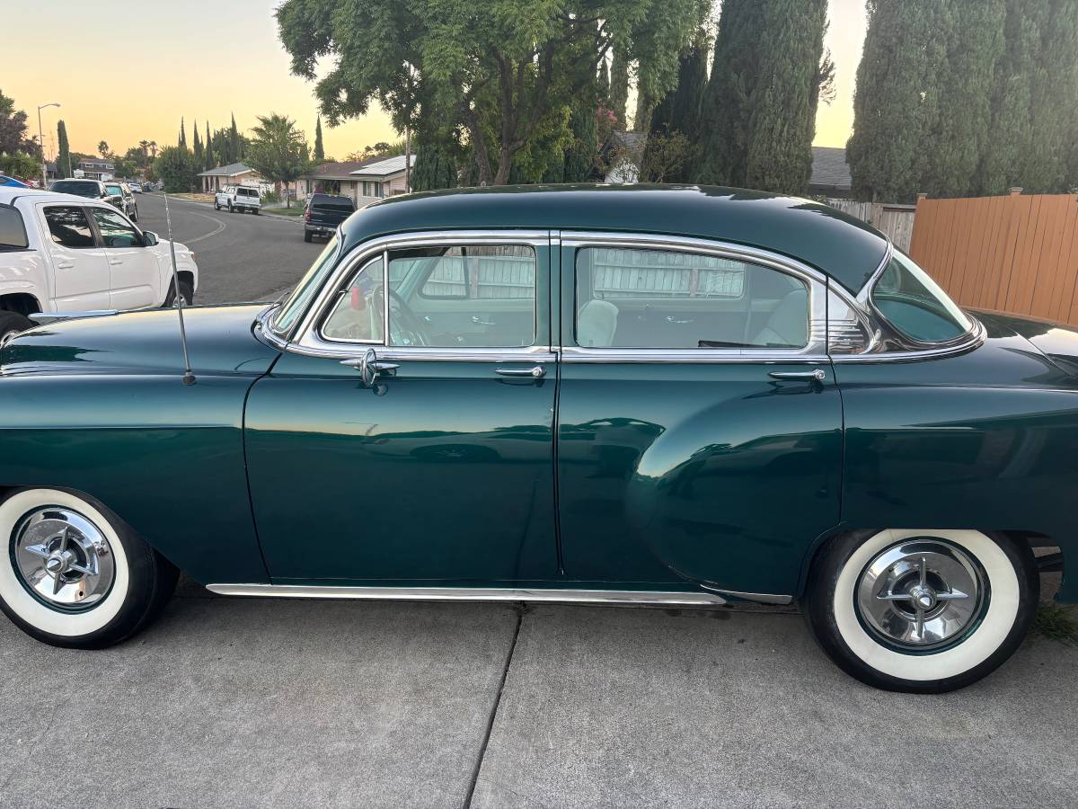 53-chevrolet-belair-1953-green-4