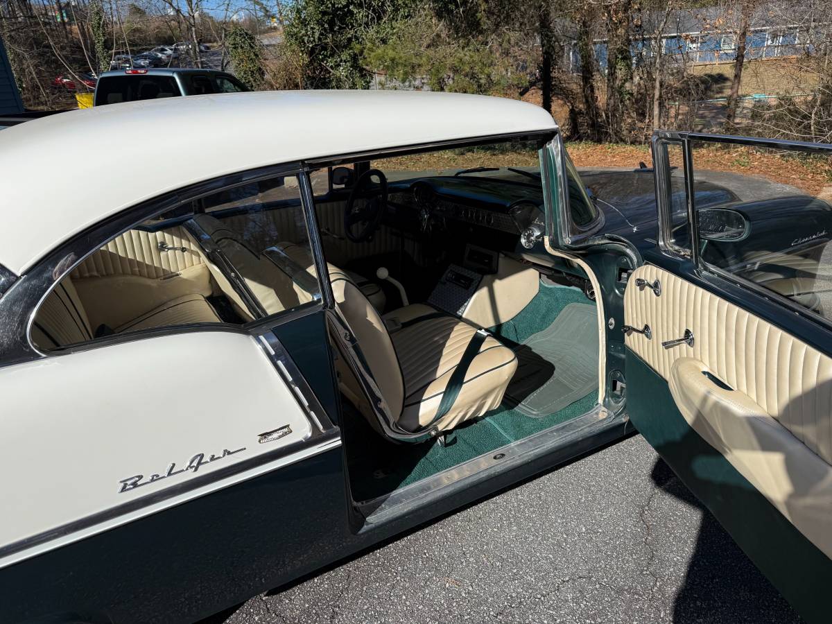 55-chevy-belair-1955-green-4