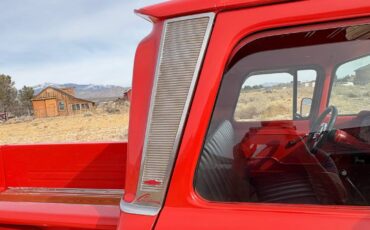 62-chevy-c10-.-classic-truck-1962-red-8